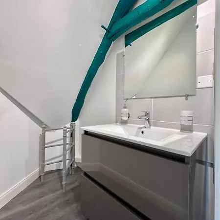 Вилла Maison D'antan - Piscinejardinclim - Bourg De Cuzance